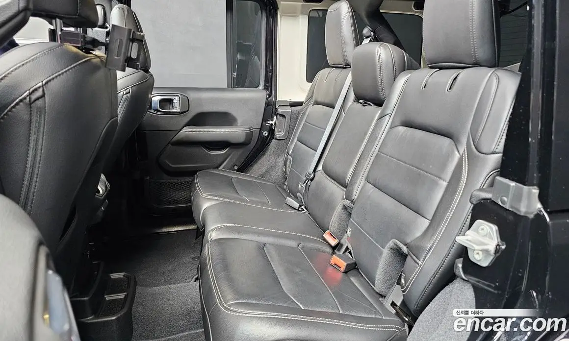 Jeep Wrangler 2021 2.0 автомат (гидро), фото 16