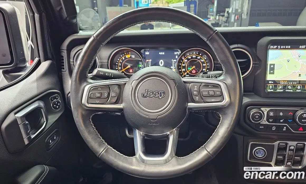 Jeep Wrangler 2021 2.0 автомат (гидро), фото 19