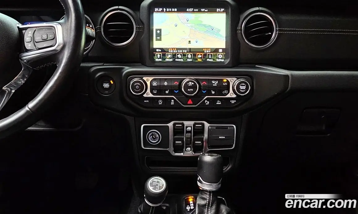 Jeep Wrangler 2021 2.0 автомат (гидро), фото 20