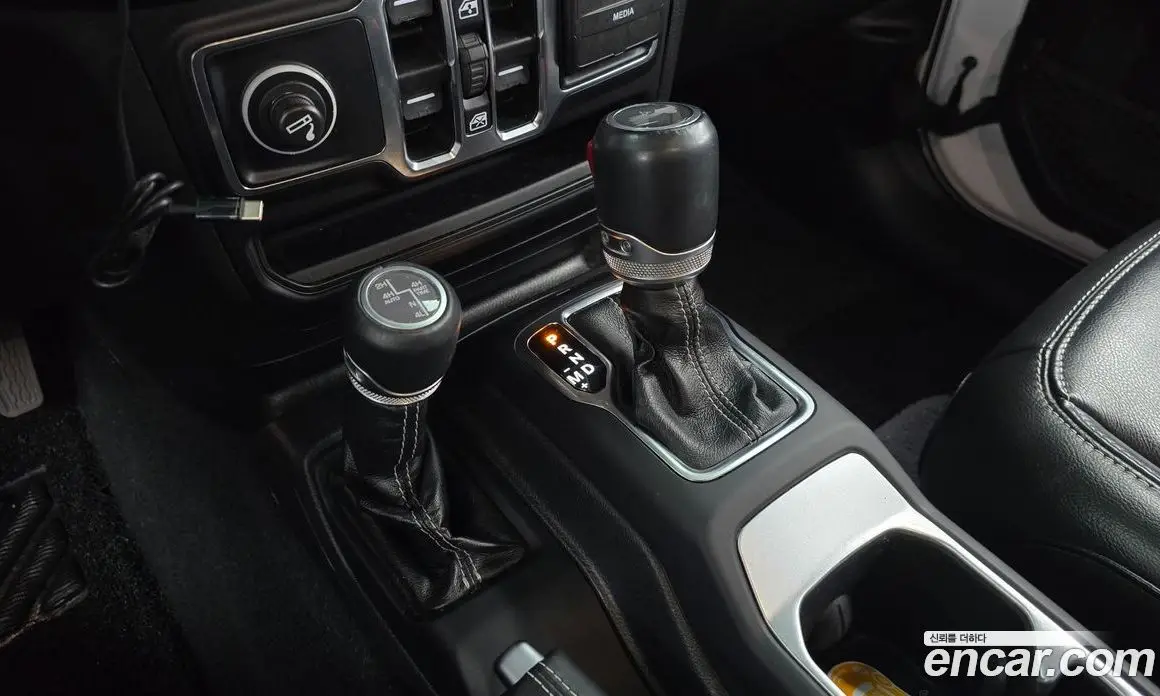 Jeep Wrangler 2022 2.0 автомат (гидро), фото 12