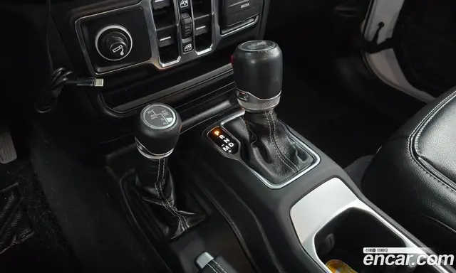 Jeep Wrangler 2022 2.0 автомат (гидро), миниатюра 12