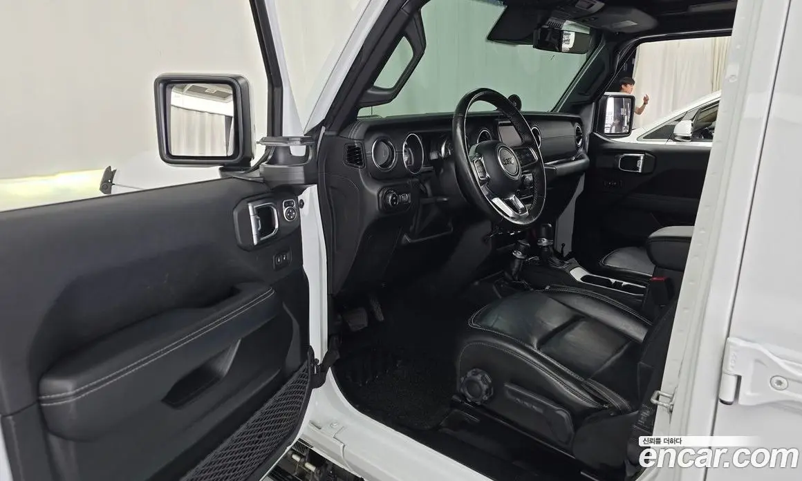 Jeep Wrangler 2022 2.0 автомат (гидро), фото 13