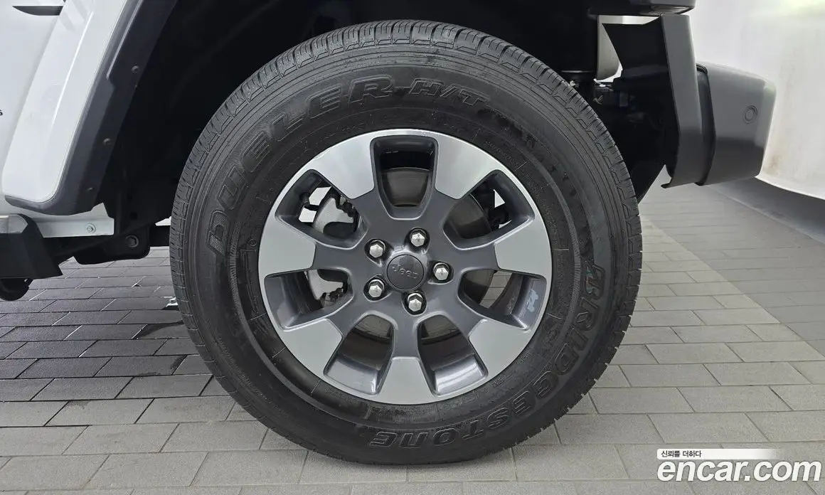 Jeep Wrangler 2022 2.0 автомат (гидро), фото 7