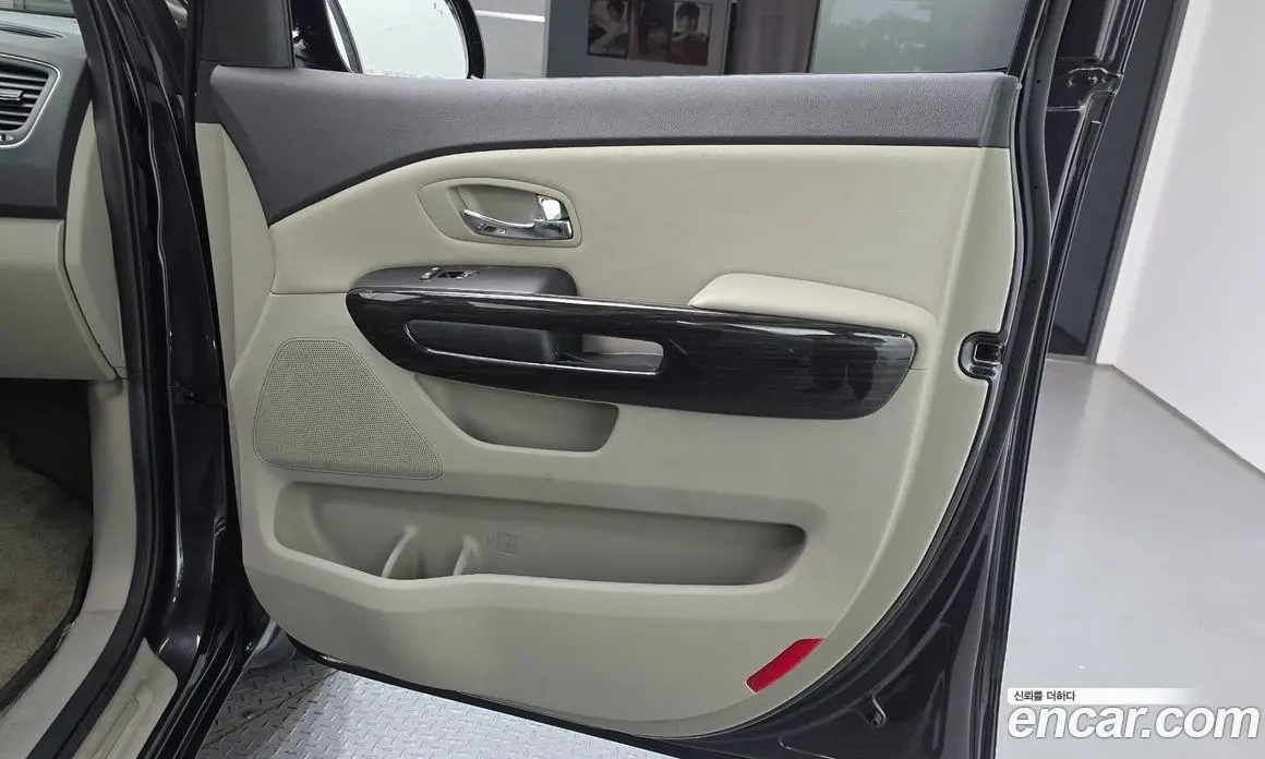 Kia Carnival 2019 2.2 автомат (гидро), фото 14