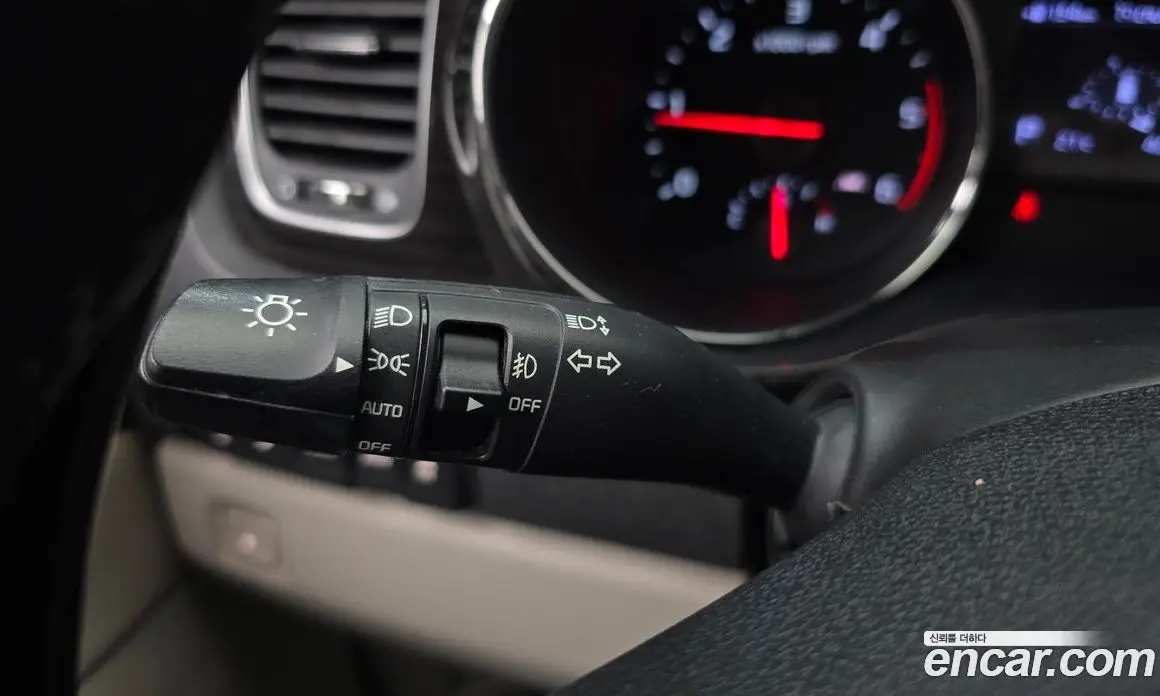 Kia Carnival 2019 2.2 автомат (гидро), фото 25