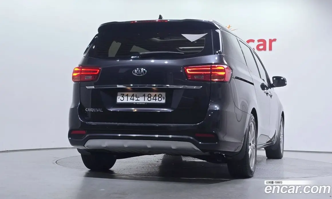 Kia Carnival 2019 2.2 автомат (гидро), фото 4