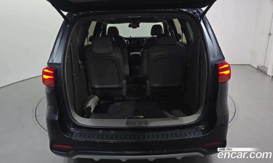 Kia Carnival 2019 2.2 автомат (гидро), фото 31