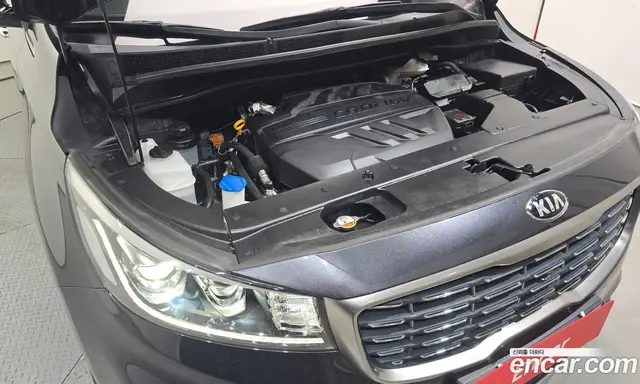 Kia Carnival 2019 2.2 автомат (гидро), миниатюра 6