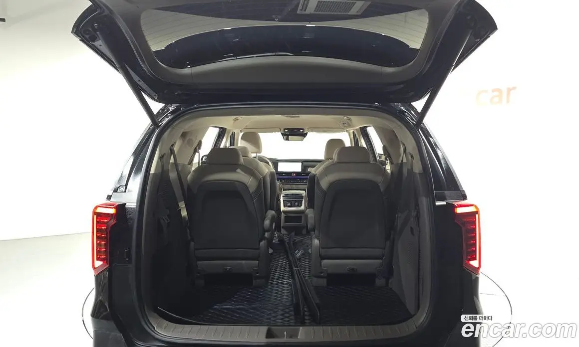 Kia Carnival 2024 3.5 автомат (гидро), фото 24