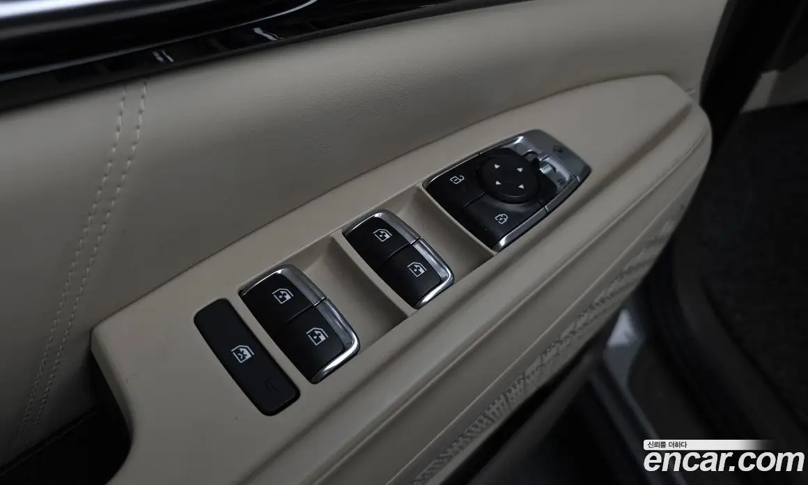 Kia Carnival 2024 1.6 автомат (гидро), фото 35