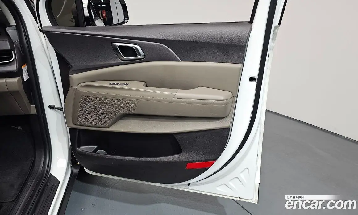 Kia Carnival 2024 1.6 автомат (гидро), фото 14