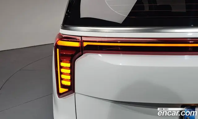Kia Carnival 2024 1.6 автомат (гидро), миниатюра 8