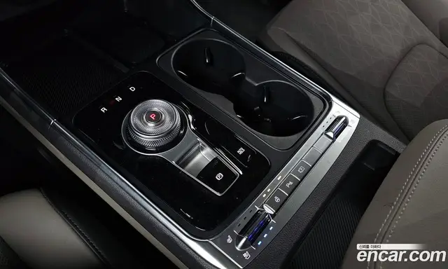 Kia Carnival 2026 1.6 автомат (гидро), миниатюра 9