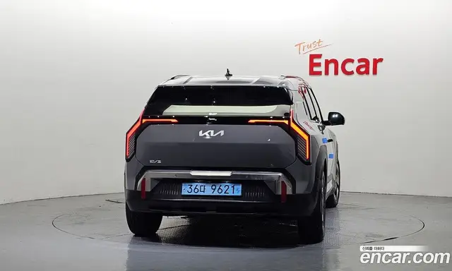 Kia EV3 2024 0.2 автомат (гидро), миниатюра 4