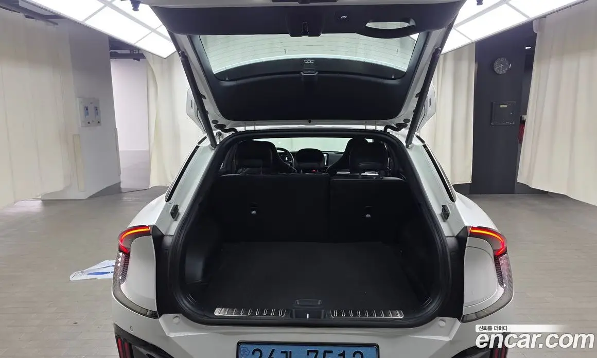 Kia EV6 2025 0.1 автомат (гидро), фото 26
