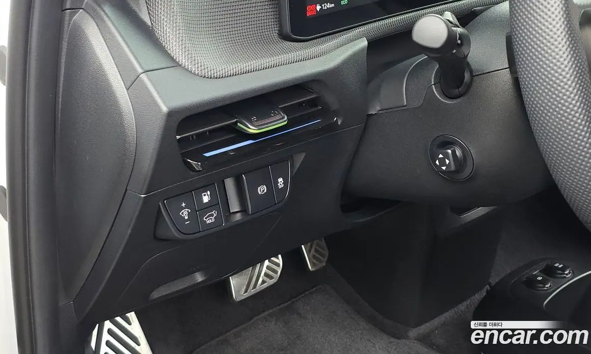 Kia EV6 2025 0.1 автомат (гидро), фото 30