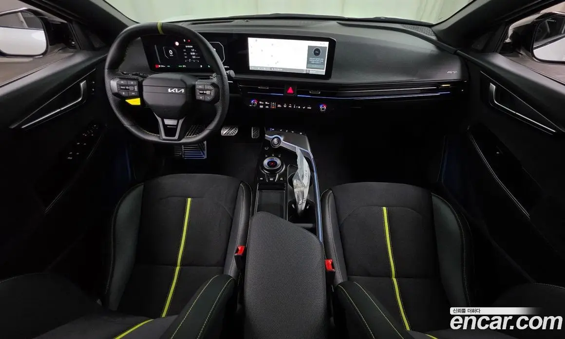 Kia EV6 2025 0.1 автомат (гидро), фото 10