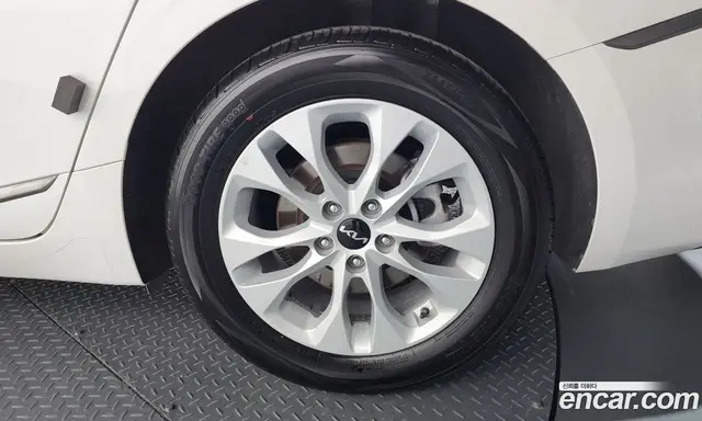 Kia K8 2022 2.5 автомат (гидро), миниатюра 7 Kia K8 2022 2.5 автомат (гидро), миниатюра 7