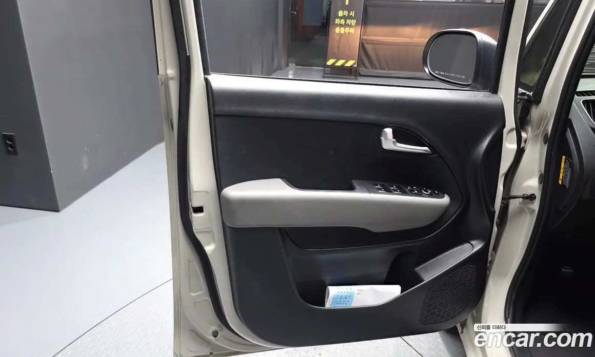 Kia Ray 2020 1.0 автомат (гидро), фото 14