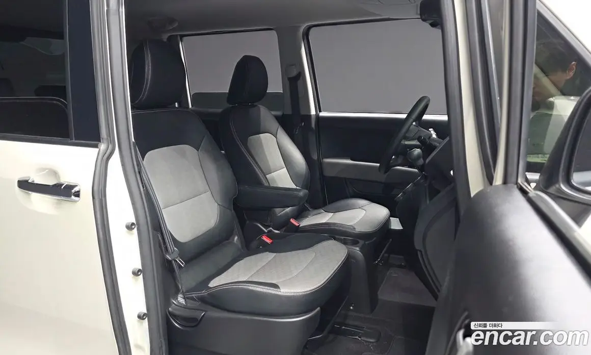 Kia Ray 2020 1.0 автомат (гидро), фото 16