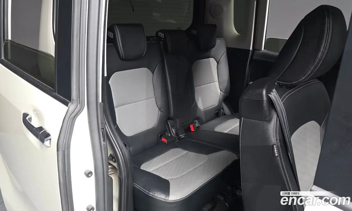 Kia Ray 2020 1.0 автомат (гидро), фото 17