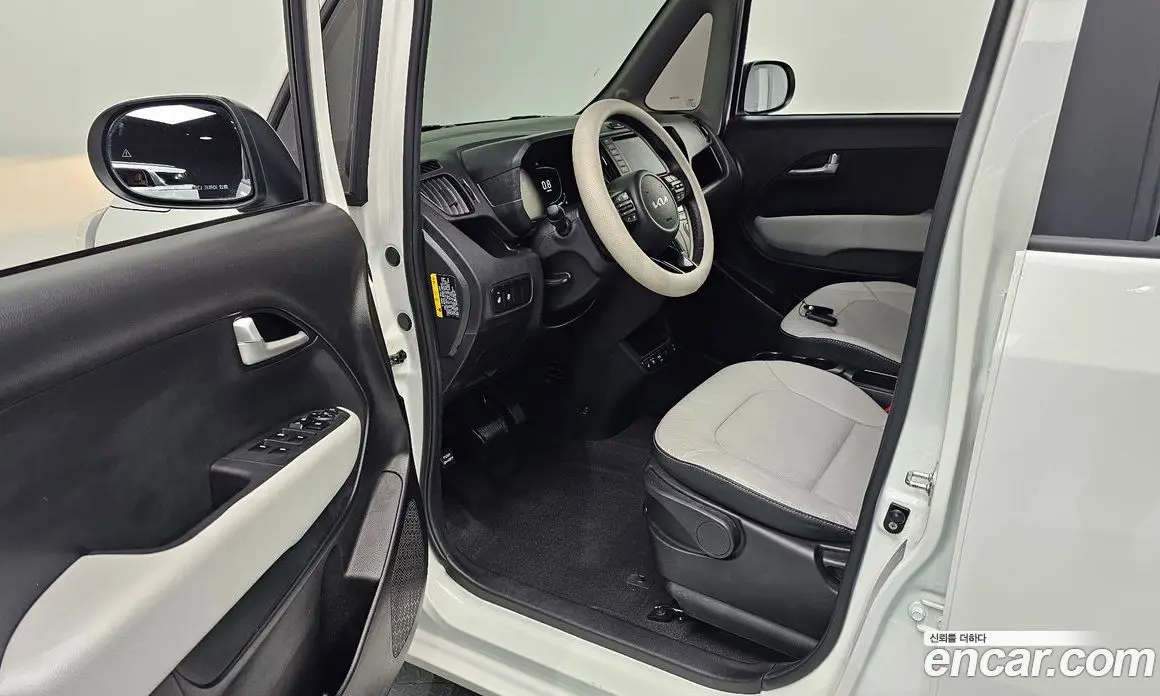 Kia Ray 2022 1.0 автомат (гидро), фото 13