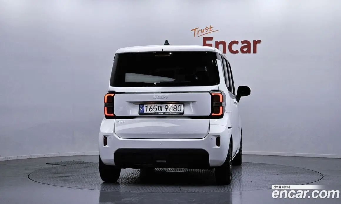 Kia Ray 2022 1.0 автомат (гидро), фото 4