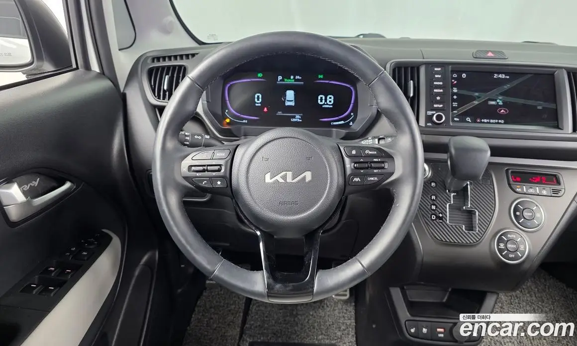 Kia Ray 2023 1.0 автомат (гидро), фото 13