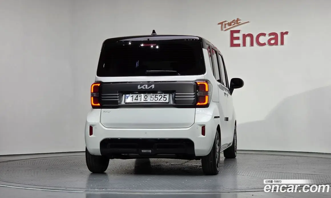 Kia Ray 2023 1.0 автомат (гидро), фото 4