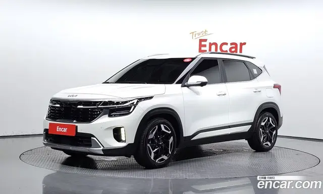 Kia Seltos, 2023, 8 900 км