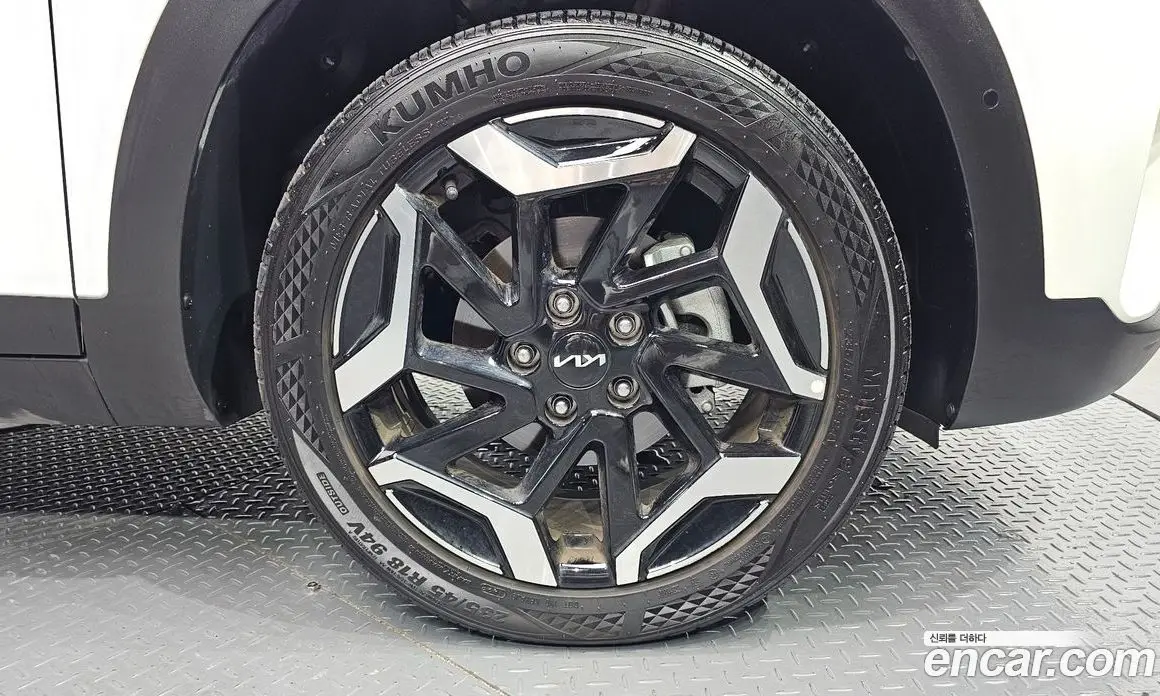 Kia Seltos 2023 2.0 автомат (гидро), фото 5