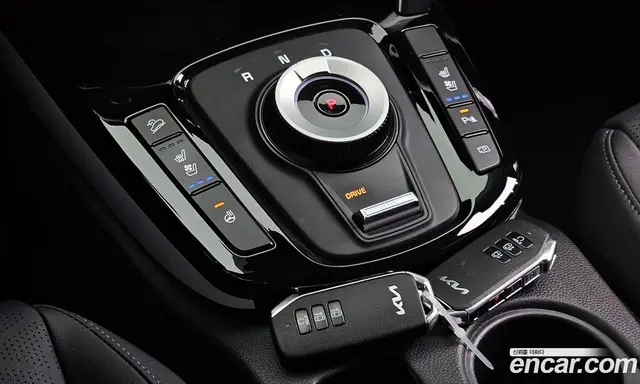Kia Seltos 2023 2.0 автомат (гидро), миниатюра 9