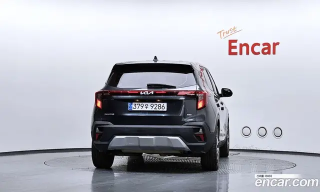Kia Seltos 2023 1.6 автомат (гидро), миниатюра 4