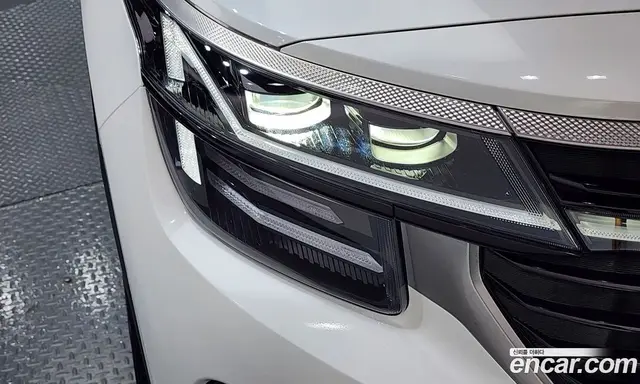 Kia Seltos 2025 1.6 автомат (гидро), миниатюра 8
