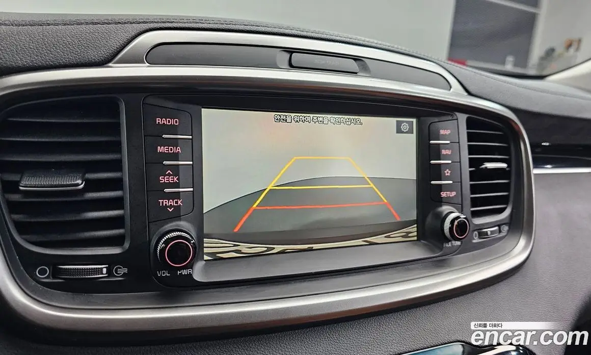 Kia Sorento 2018 2.0 автомат (гидро), фото 20