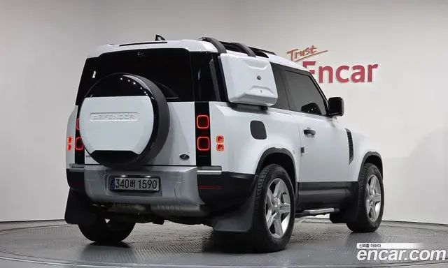 Land Rover Defender 2021 3.0 автомат (гидро), миниатюра 2