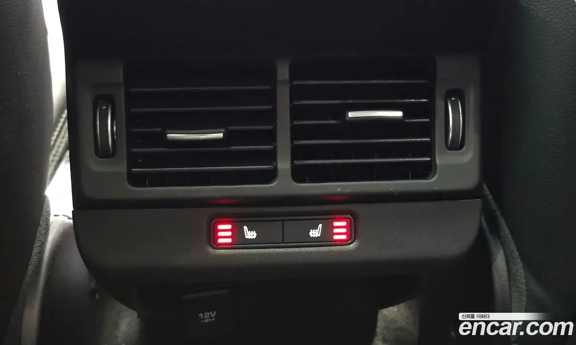 Land Rover Range Rover Evoque 2020 2.0 автомат (гидро), фото 32