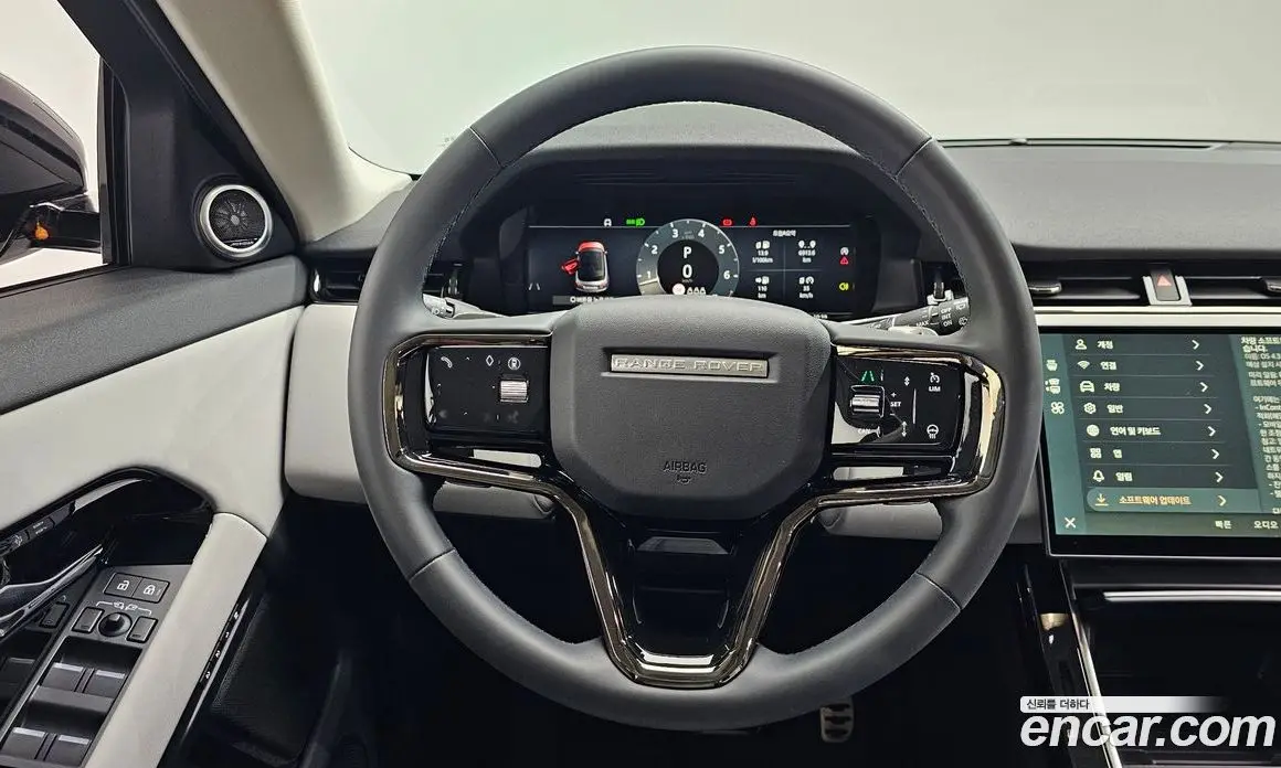 Land Rover Range Rover Evoque 2025 2.0 автомат (гидро), фото 20