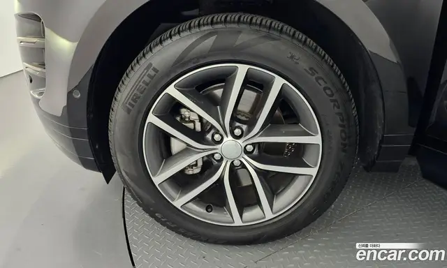 Land Rover Range Rover Evoque 2025 2.0 автомат (гидро), миниатюра 5