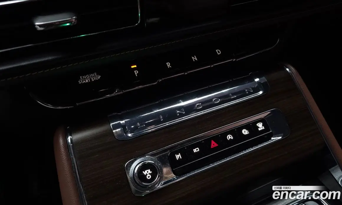 Lincoln Aviator 2025 3.0 автомат (гидро), фото 12 Lincoln Aviator 2025 3.0 автомат (гидро), фото 12