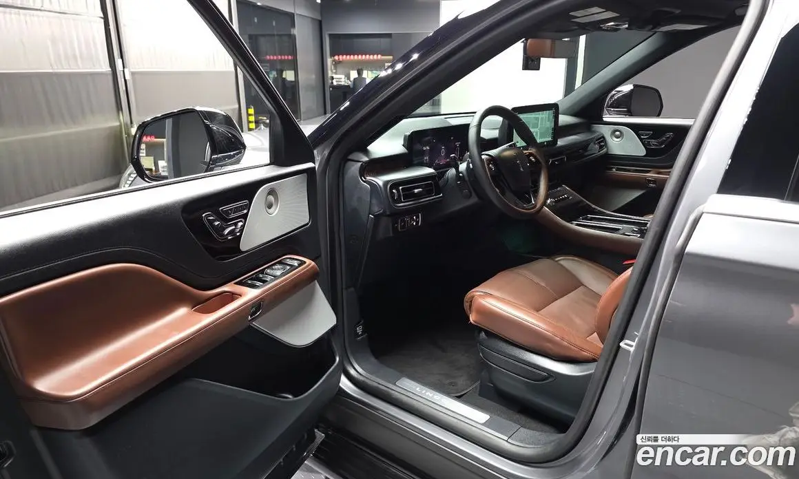 Lincoln Aviator 2025 3.0 автомат (гидро), фото 13 Lincoln Aviator 2025 3.0 автомат (гидро), фото 13