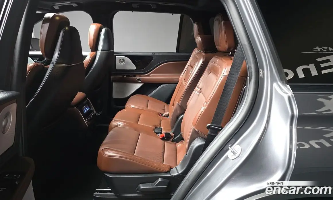 Lincoln Aviator 2025 3.0 автомат (гидро), фото 16 Lincoln Aviator 2025 3.0 автомат (гидро), фото 16