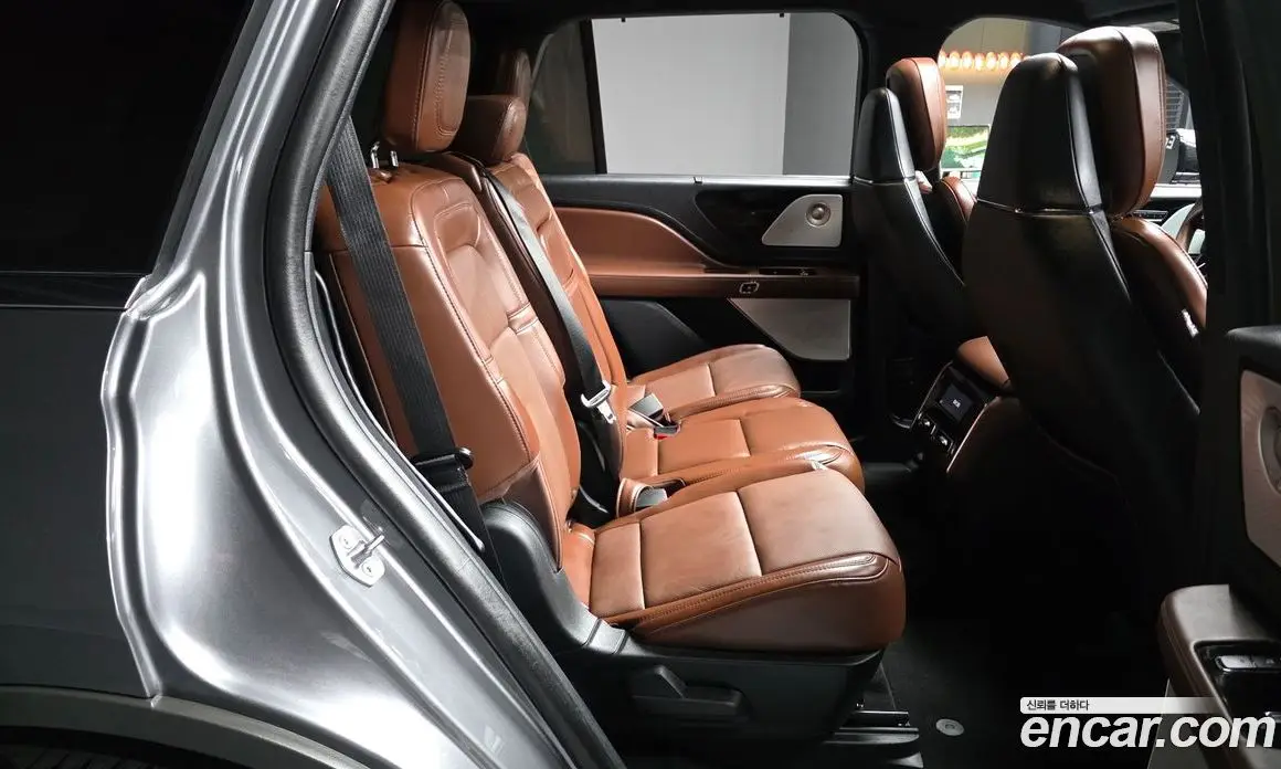 Lincoln Aviator 2025 3.0 автомат (гидро), фото 18 Lincoln Aviator 2025 3.0 автомат (гидро), фото 18