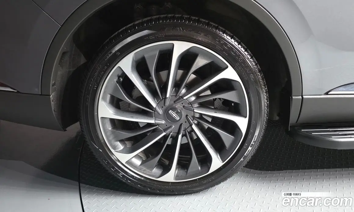 Lincoln Aviator 2025 3.0 автомат (гидро), фото 7 Lincoln Aviator 2025 3.0 автомат (гидро), фото 7