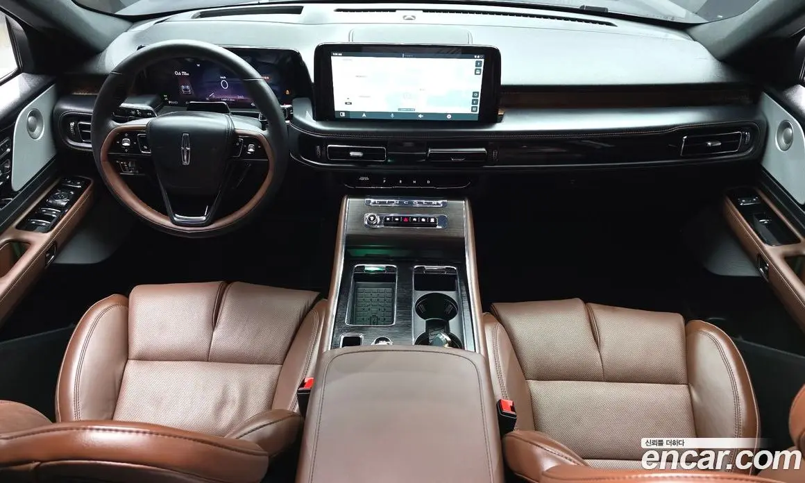 Lincoln Aviator 2025 3.0 автомат (гидро), фото 10 Lincoln Aviator 2025 3.0 автомат (гидро), фото 10