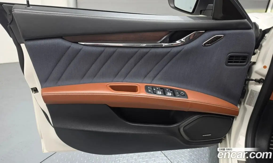 Maserati Quattroporte 2019 3.0 автомат (гидро), фото 24 Maserati Quattroporte 2019 3.0 автомат (гидро), фото 24