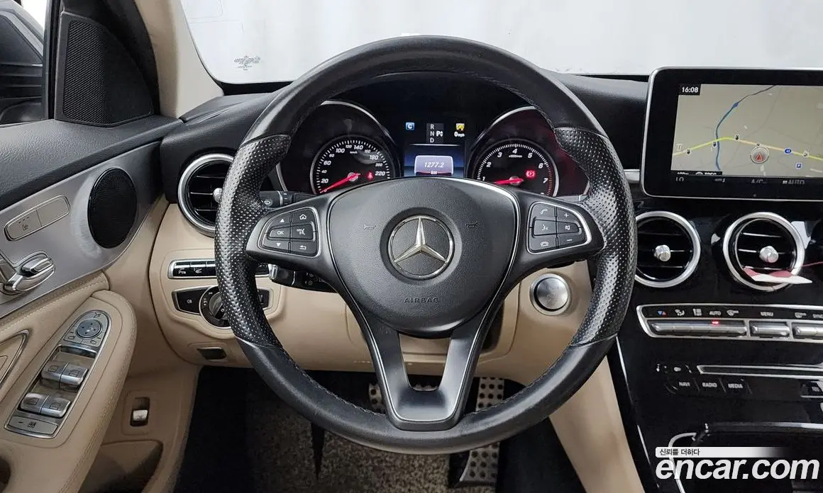 Mercedes-Benz C-Class 2015 2.0 автомат (гидро), фото 13