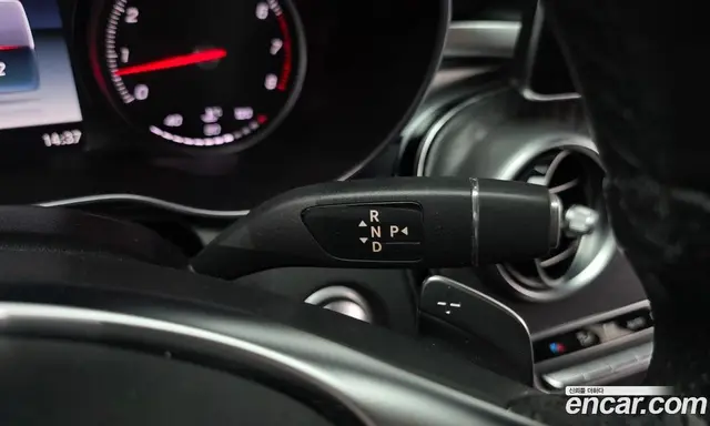 Mercedes-Benz C-Class 2016 2.0 автомат (гидро), миниатюра 11