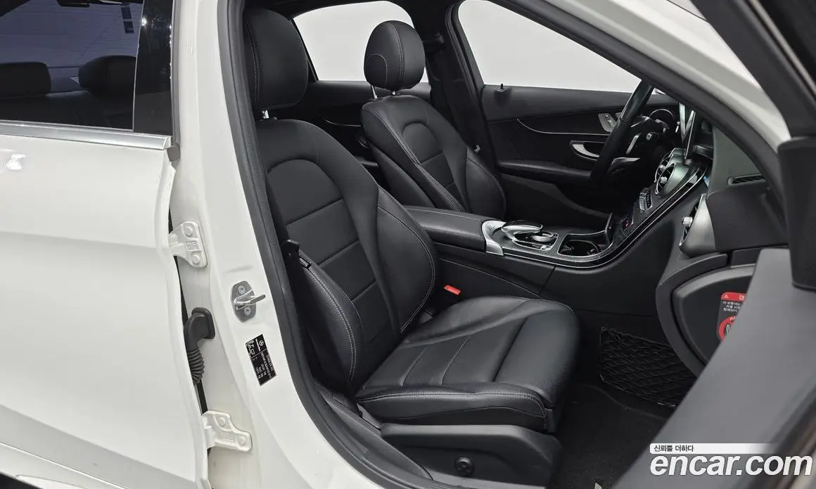 Mercedes-Benz C-Class 2016 2.0 автомат (гидро), фото 17