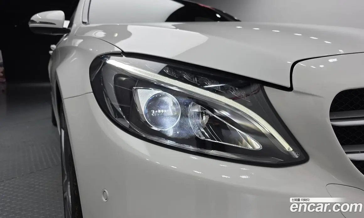 Mercedes-Benz C-Class 2016 2.0 автомат (гидро), фото 7